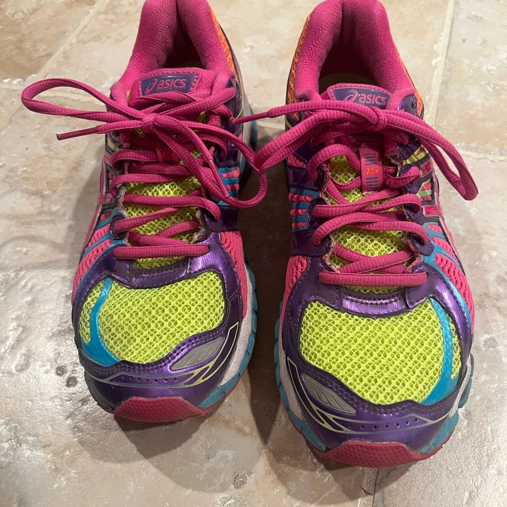Women’s Asics Gel Nimbus 15 - size 8